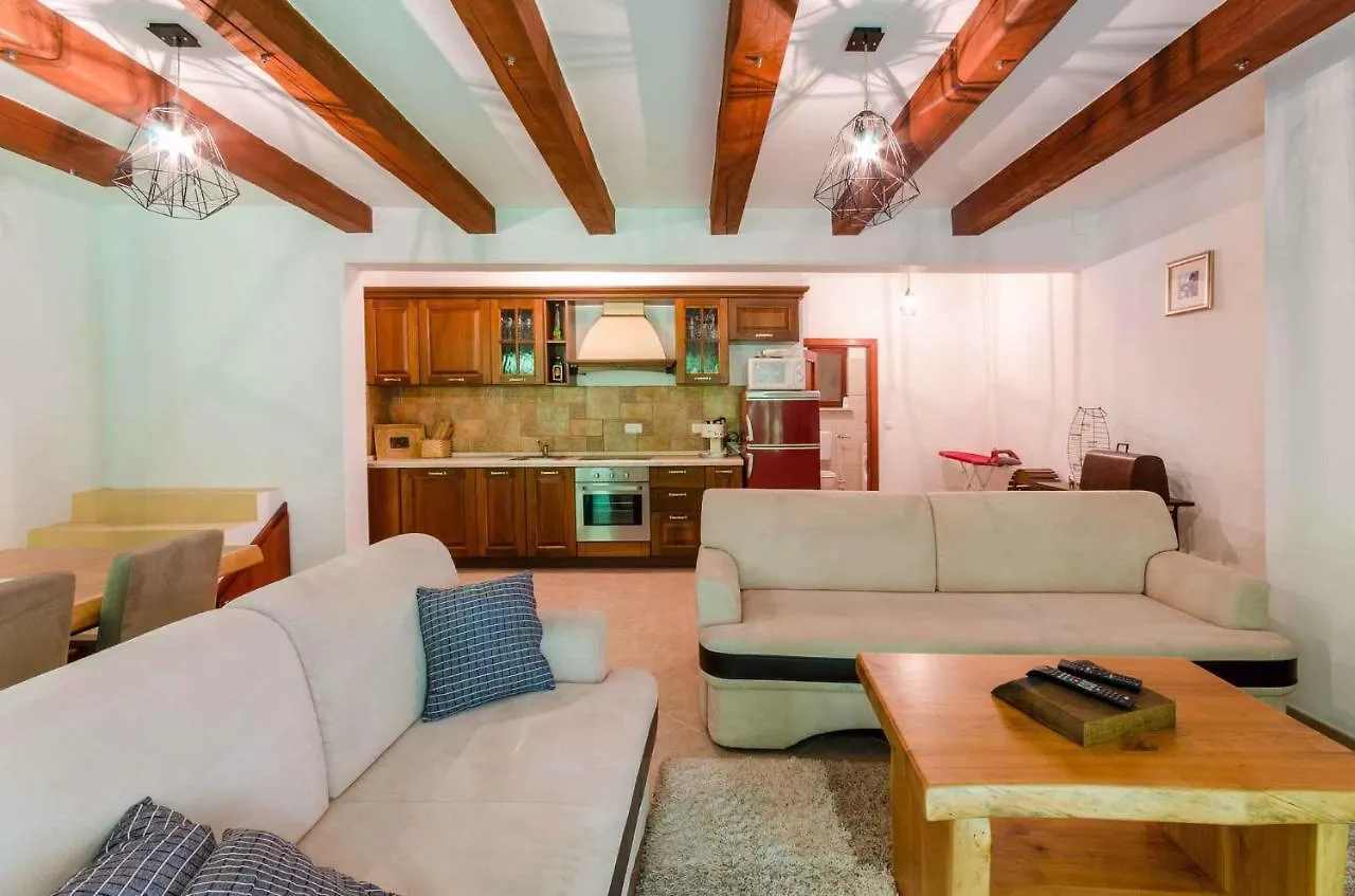 Apartment In Tribalj 39244 Croatia